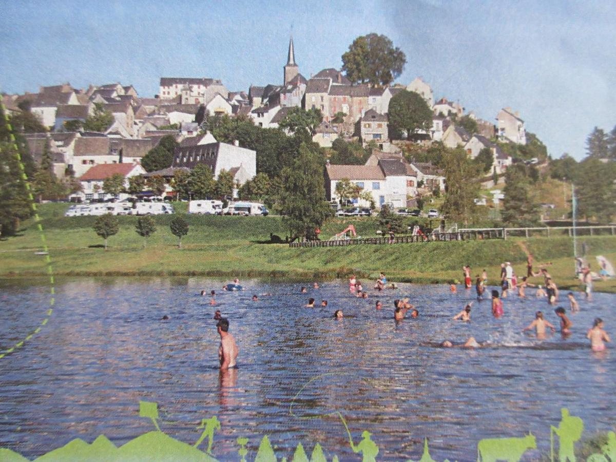 Le Lac, La Neige,La Vue La Tour-dʼAuvergne 外观 照片